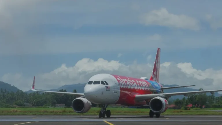 AirAsia Terbang Langsung Jakarta-Manado: Tujuh Kali Seminggu | Nasional