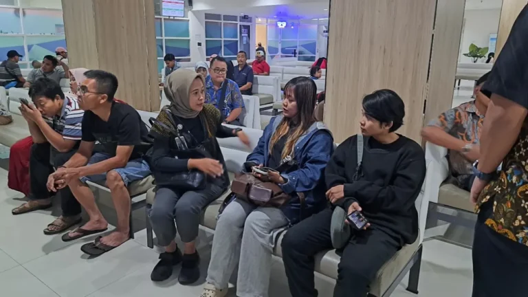 PT KAI Daop 8 Surabaya Tangani Korban dan Pastikan Perlindungan | Nasional