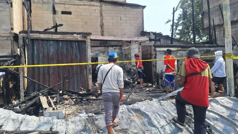 Pemuda Meninggal dalam Kebakaran Penjaringan Saat Sakit Parah