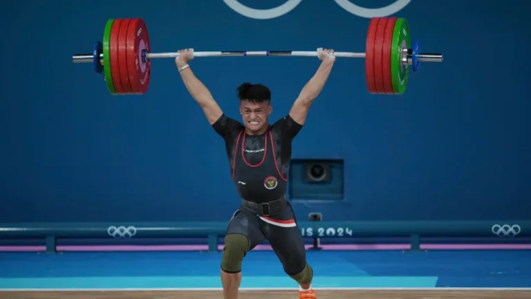 Kontingen Angkat Besi Junior Indonesia Raih 7 Medali di Asia