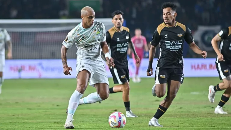 Persib Bandung Imbang 1-1 Lawan Dewa United di Piala Presiden 2025