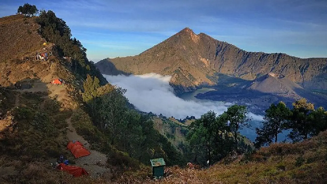 Gunung Rinjani Dibuka Kembali untuk Pendakian 11 Agustus 2025 | Nasional
