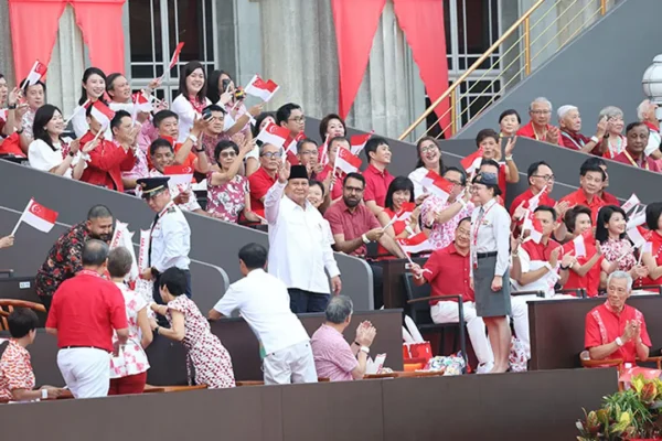 Presiden Prabowo Disambut Hangat di Parade Hari Nasional Singapura 2025 Presiden Prabowo Disambut Hangat di Parade Hari Nasional Singapura 2025 | Parade