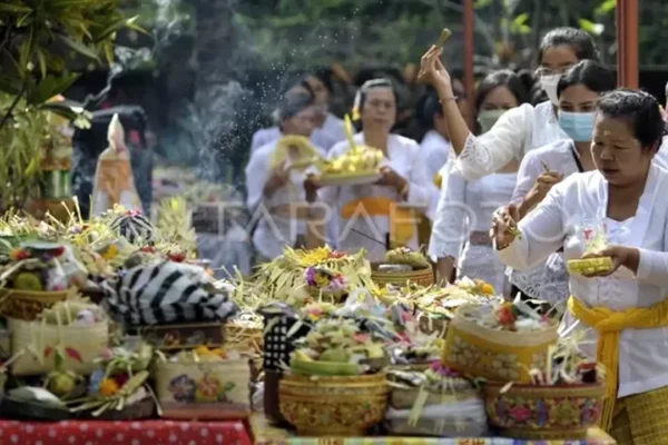Saraswati: Makna dan Tradisi Perayaan Hari Raya di Bali | Hari Raya Saraswati