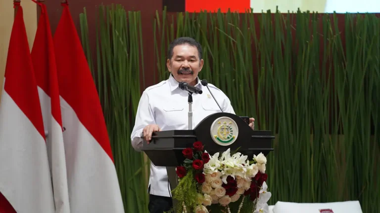 Seminar Nasional Kejaksaan: Jaksa Agung Dukung Pemulihan Aset | Otomotif
