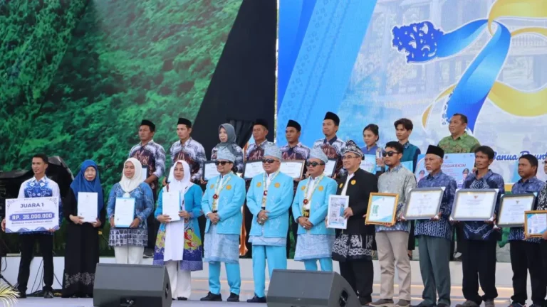 Petani Tabalong Terbaik Kalsel: Penghargaan Kelembagaan Ekonomi | Ekonomi