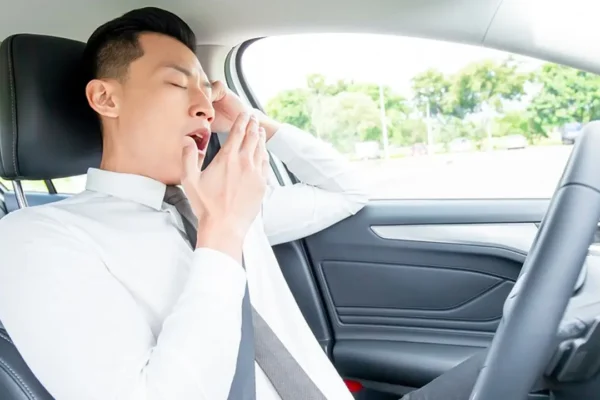 8 Cara Efektif Atasi Ngantuk Saat Mengemudi di Jalan | cara atasi ngantuk