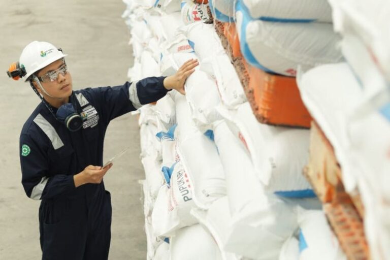 Pupuk Indonesia Serap 64 Persen Pupuk Subsidi untuk Petani