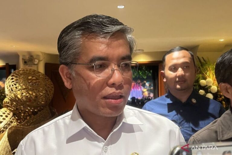 Pembahasan Kenaikan UMP dan Waspada Kepadatan di Tol Japek