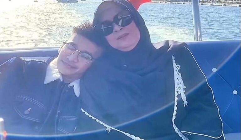 Ibunda Ruben Onsu, Teladan Muslimah Penuh Kasih dan Tanggung Jawab