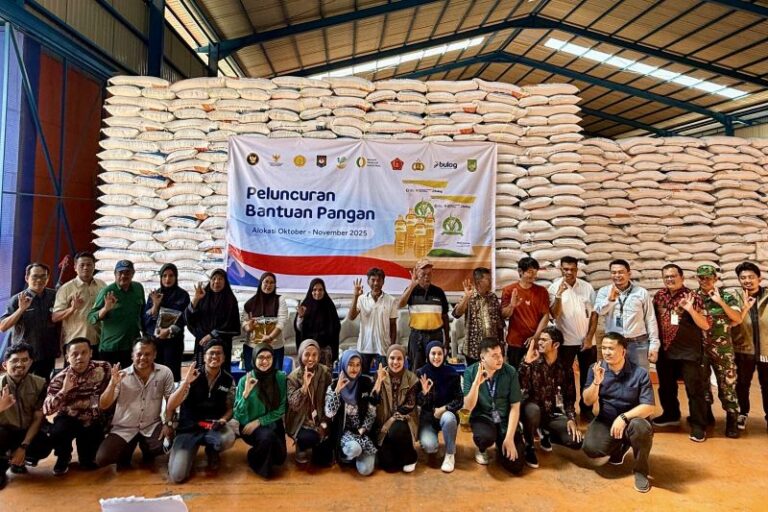 BULOG Batam Siapkan 1.586 Ton Beras untuk Bantuan Ramadhan