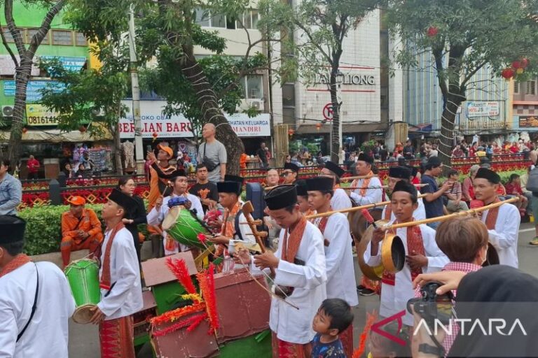 UMKM Pemkot Jakbar Berpartisipasi dalam Festival Cap Go Meh Glodok