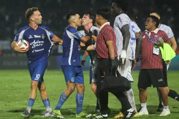PSIM vs Persijap Berakhir 2-2, Van Gastel Soroti Bola Mati | bri super league
