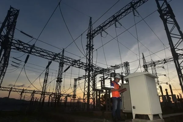 Jakarta Mati Lampu Hari Ini, PLN Beberkan Penyebabnya | Nasional