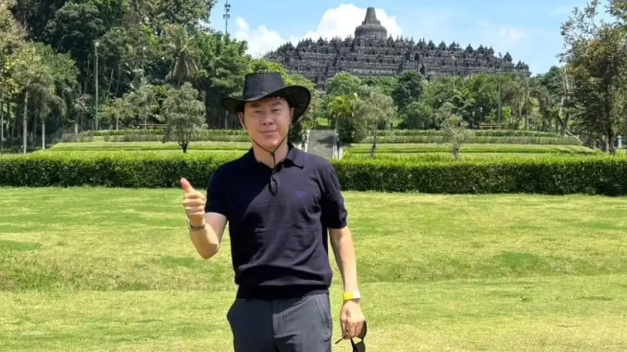 Kunjungan Shin Tae-yong ke Yogyakarta, Borobudur Jadi Sorotan | Olahraga
