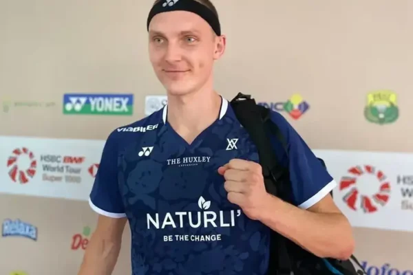 Viktor Axelsen Pensiun, Cedera Punggung Tutup Karier | viktor axelsen