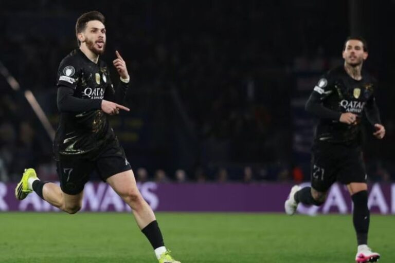 Kvaratskhelia Yakin PSG Mampu Pertahankan Gelar Liga Champions