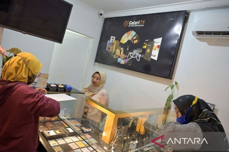Harga Emas Antam Naik Rp5.000 Jadi Rp2,640 Juta per Gram