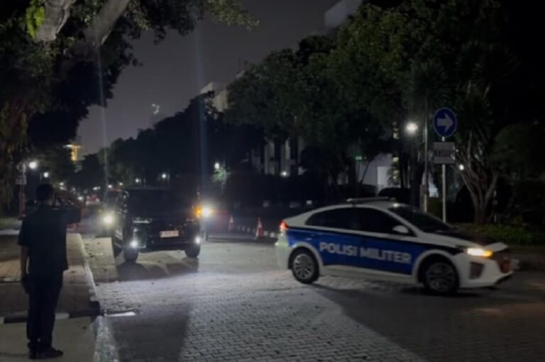 Prabowo Undang Menhan, Kapolri, Jaksa Agung ke Istana Malam Ini