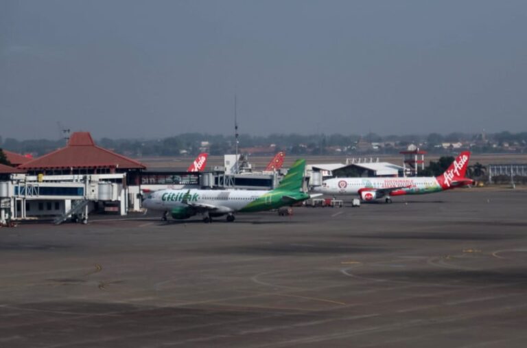 Pesawat Arab Saudi Dialihkan ke Kertajati karena Letusan Gunung